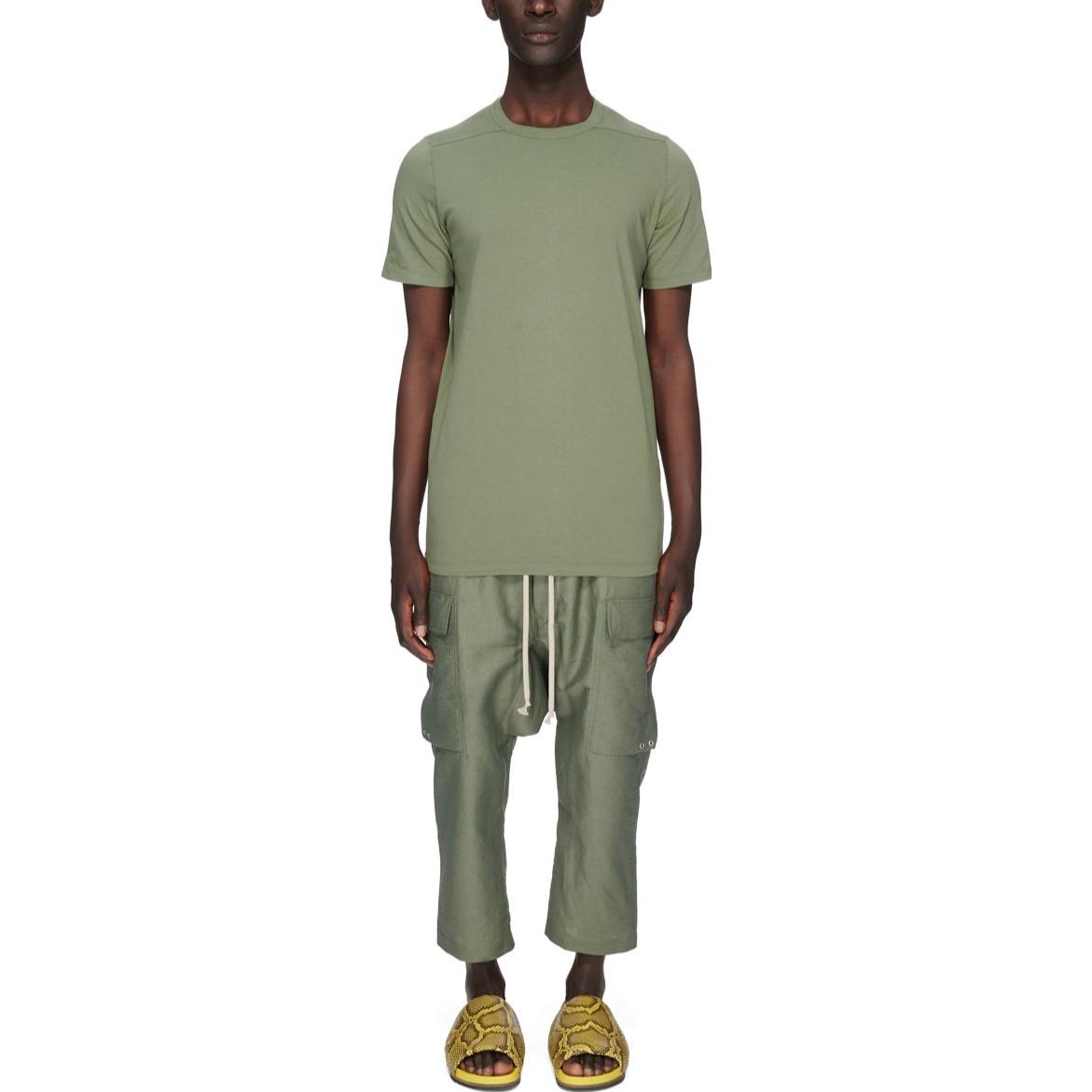 Lookbook RICK OWENS SS23  Army Green Solid Knit Short Sleeve Pullover T-Shirt. RU01C4264JA-55