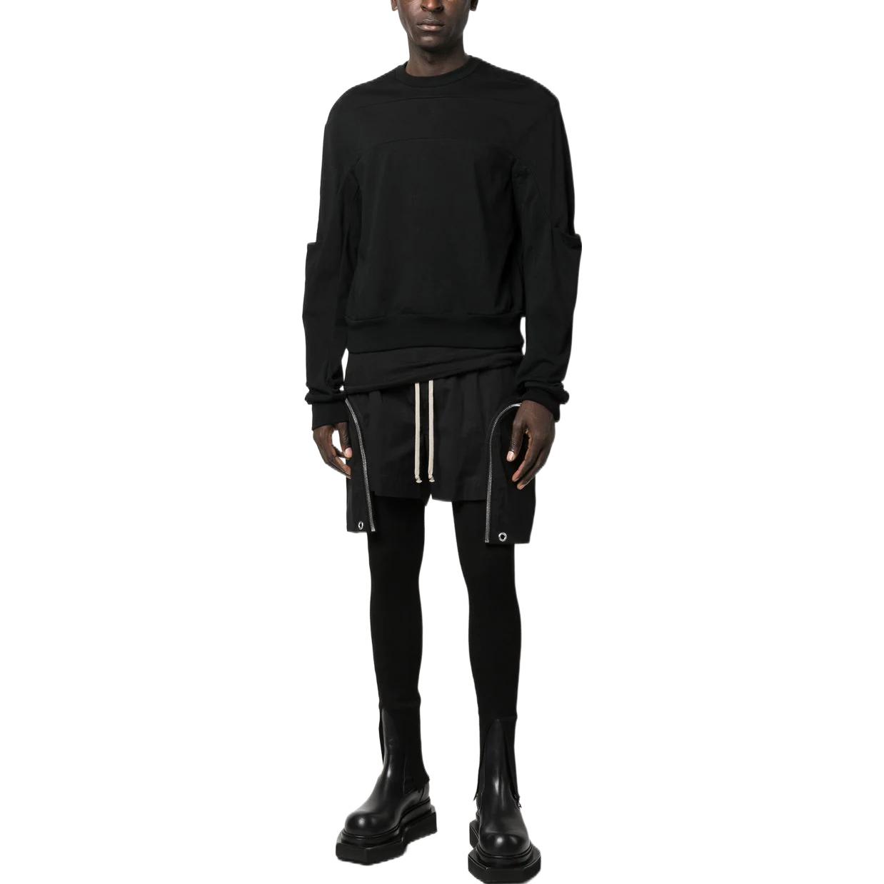 Lookbook RICK OWENS SS23 Plain Ribbed Hem Crewneck Pullover Sweatshirt Black . RU01C4279BA-09