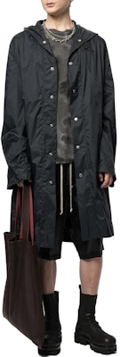 RICK OWENS X Champion Black Mid-Length Overcoat with Hoodie Collaboration. CM21S0002216752-09 Lookbook RICK OWENS X Champion Black Mid-Length Overcoat with Hoodie Collaboration. CM21S0002216752-09