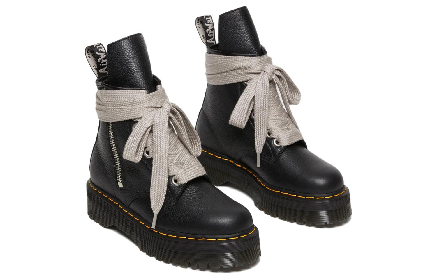 【Dr Martens】CHURCHプラットフォームブーツ Church Platform Monkey Boots in Black | Dr. Martens