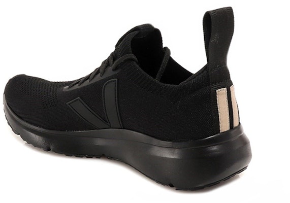 Rick Owens x VEJA Runner 2 'Negro' VM21S6800-KVE-99 Lookbook Rick Owens x VEJA Runner 2 'Negro' VM21S6800-KVE-99