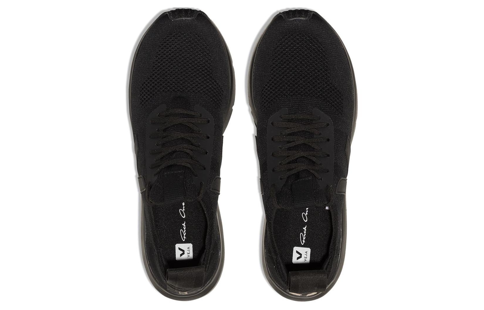 Shop Rick Owens x VEJA Runner 2 'Negro' VM21S6800-KVE-99