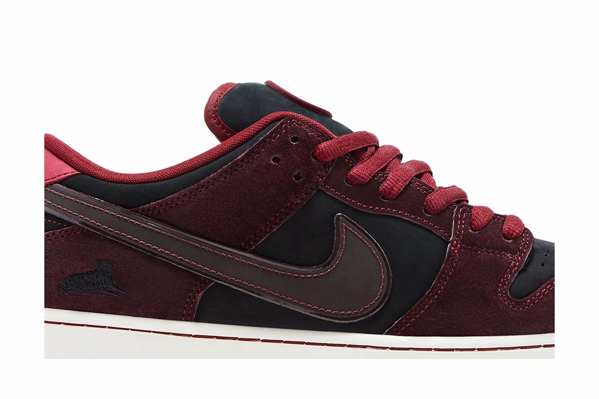 RIOT Skateshop x Nike Dunk Low SB 'Mahogany Dark Beetroot'