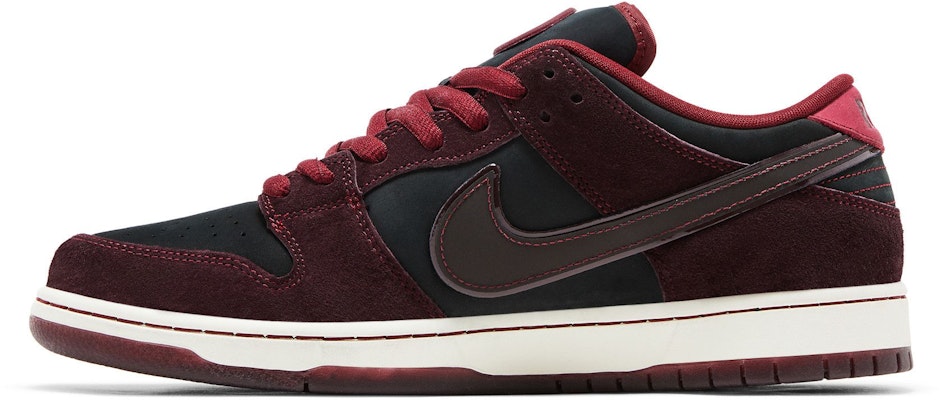 RIOT Skateshop x Nike Dunk Low SB '红木深红甜菜根' FZ1289-200 Lookbook RIOT Skateshop x Nike Dunk Low SB '红木深红甜菜根' FZ1289-200