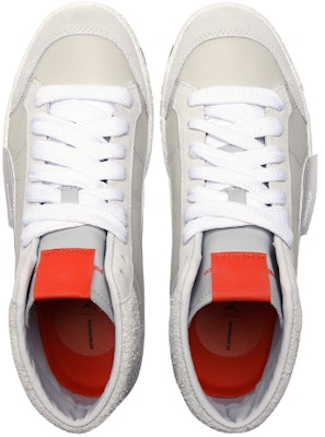 Puma ROARINGWILD x Ralph Sampson 70 Mid 'Abu Putih Oranye' 381786-01 Shop Puma ROARINGWILD x Ralph Sampson 70 Mid 'Abu Putih Oranye' 381786-01