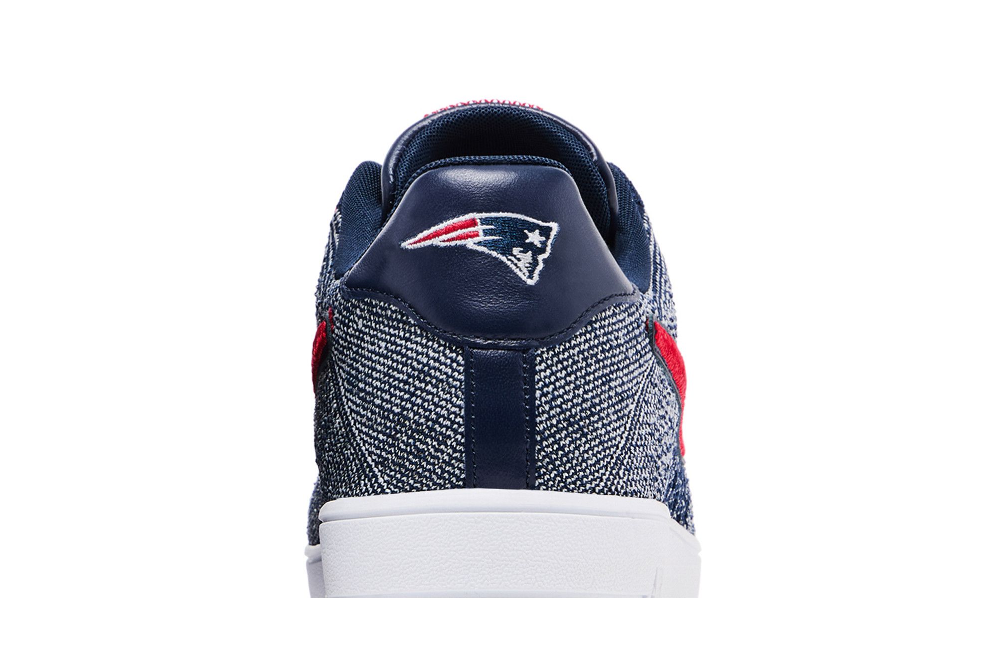 Sizing ロバート・クラフト×ナイキ AF1 ウルトラフライニット "ペイトリオッツ30周年" FV4079-012