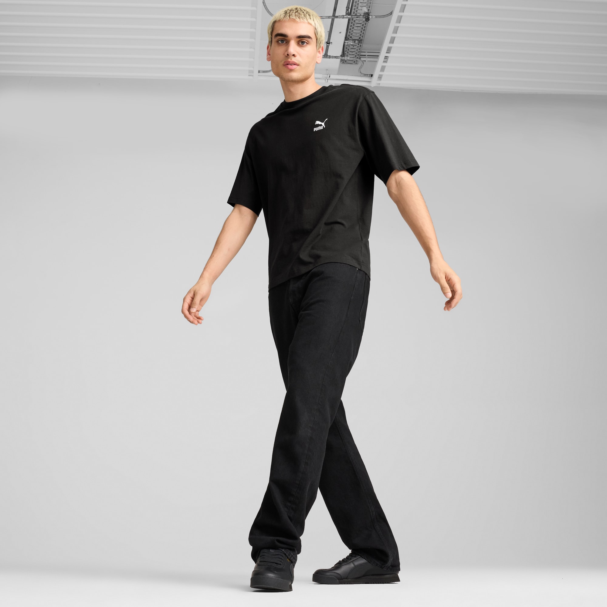 Lookbook Zapatillas Roma 68 Revival 398634-02