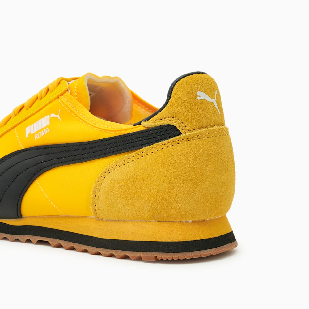 Shop Roma OG Nylon Kuning Sizzle-PUMA Hitam-Emas Arkib 362408-45