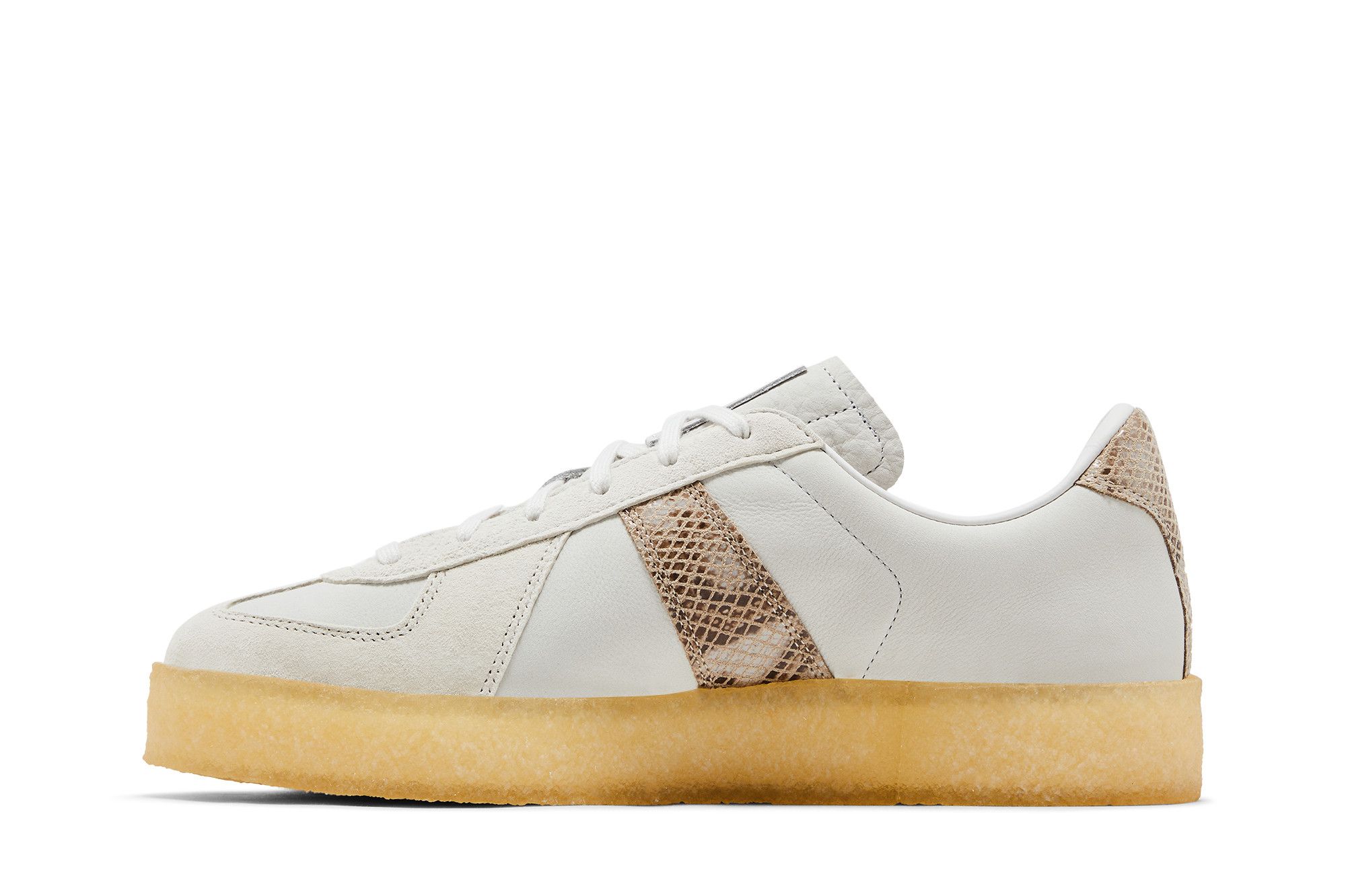 Lookbook Ronnie Fieg x Clarks x adidas 8th Street BW Army「Kithmas」版运动鞋 JR5306