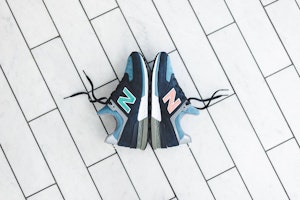 Ronnie Fieg x Dover Street Market x New Balance 574 Sport 'Navy' Pria MS574TH Shop Ronnie Fieg x Dover Street Market x New Balance 574 Sport 'Navy' Pria MS574TH