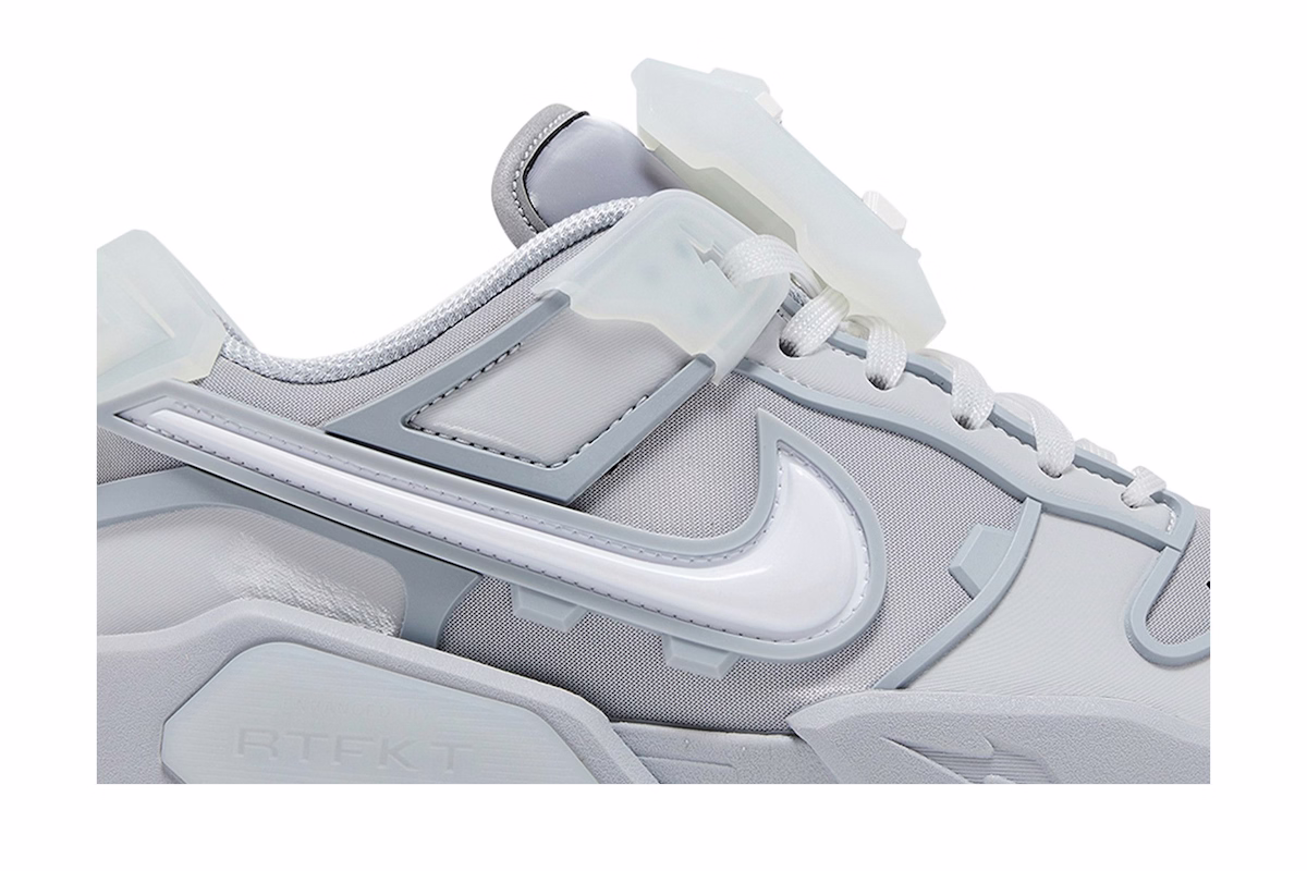 RTFKT x Nike Dunk Genesis 'Ghost'