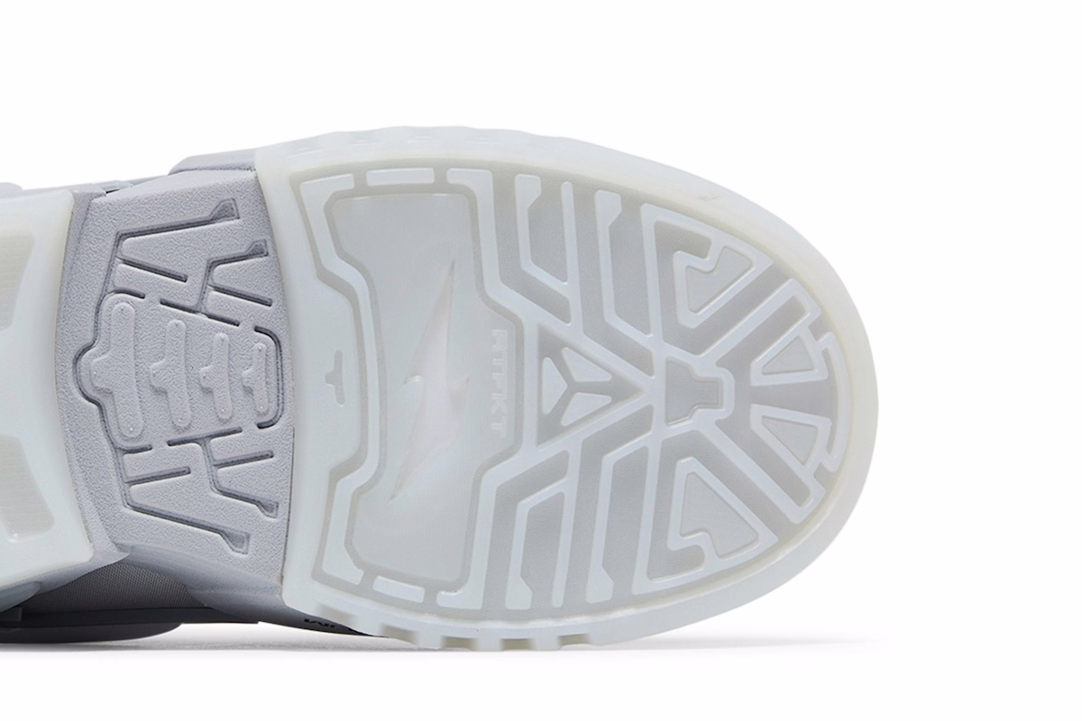 RTFKT x Nike Dunk Genesis 'Ghost'