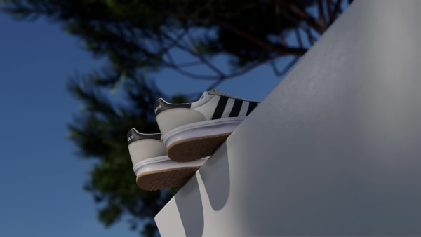 Lookbook Run 70s 2.0 Scarpe IH8584