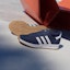 Shop Kasut Run 70s 2.0 Sneakers IH8586