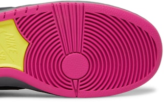 런 더 주얼스 x 나이키 SB 덩크 하이 '액티브 핑크' DX4356-600 Purchase 런 더 주얼스 x 나이키 SB 덩크 하이 '액티브 핑크' DX4356-600