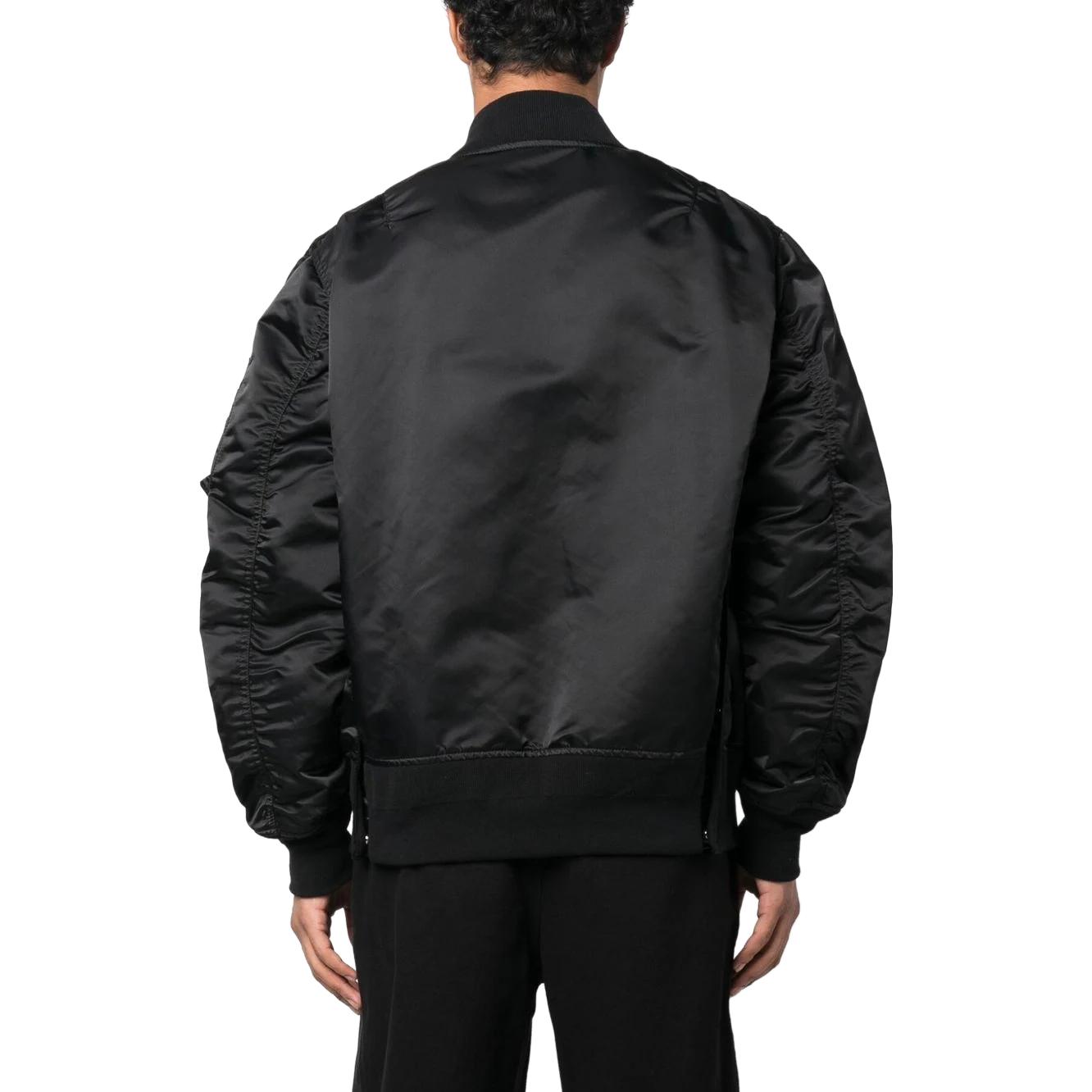 Shop サカイ ブラック キルト 長袖 ジャケット ジッパー付き. SCM051001