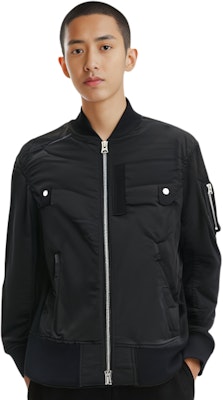 サカイ ブラック キルト 長袖 ジャケット ジッパー付き. SCM051001 Details for サカイ ブラック キルト 長袖 ジャケット ジッパー付き. SCM051001