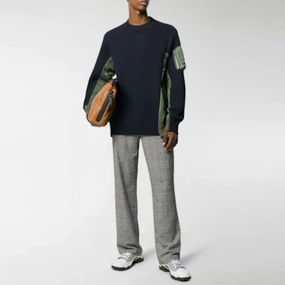 Sacai FW21 Blue Crewneck Side Panel Pullover Sweatshirt SCM-032LU212 Lookbook Sacai FW21 Blue Crewneck Side Panel Pullover Sweatshirt SCM-032LU212