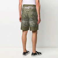 Shop Sacai FW21多色海灘印花短褲綠色 20-02195M