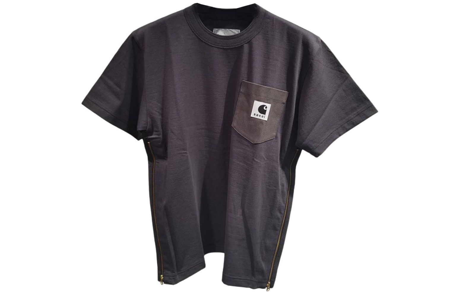 Order Sacai x Carhartt WIP SS24 黑色拉链设计男女同款短袖T恤。 SCP240725SO1