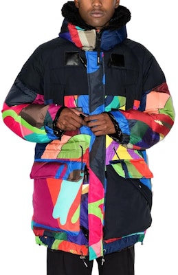 サカイ x KAWS マルチカラー フード付き コットン コート コラボレーション 21-02560M Lookbook サカイ x KAWS マルチカラー フード付き コットン コート コラボレーション 21-02560M