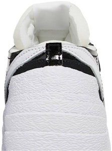 sacai x Nike Blazer Low 'Negro Patentado' DM6443-001 Sizing sacai x Nike Blazer Low 'Negro Patentado' DM6443-001