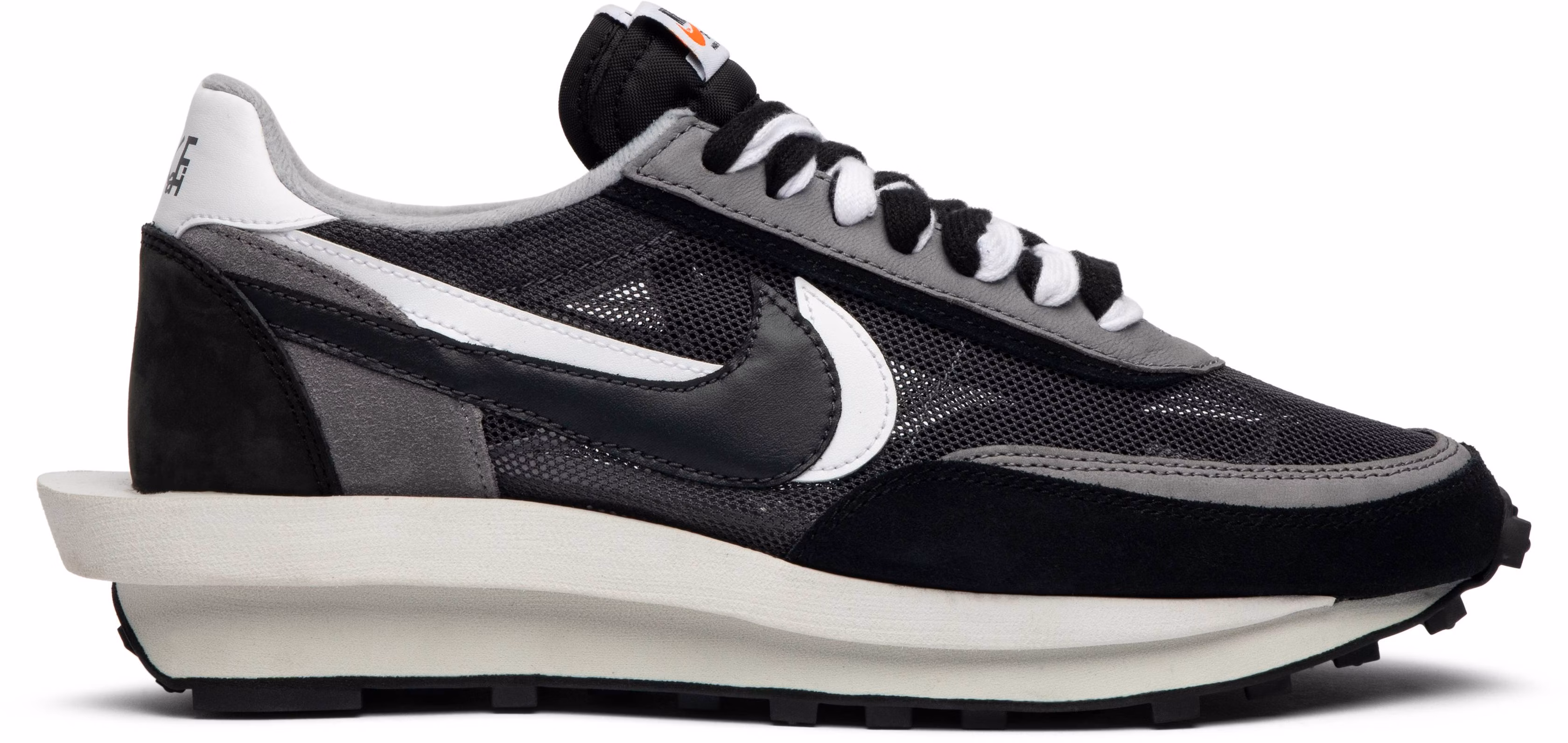 sacai-nike-ldv-waffle-black
