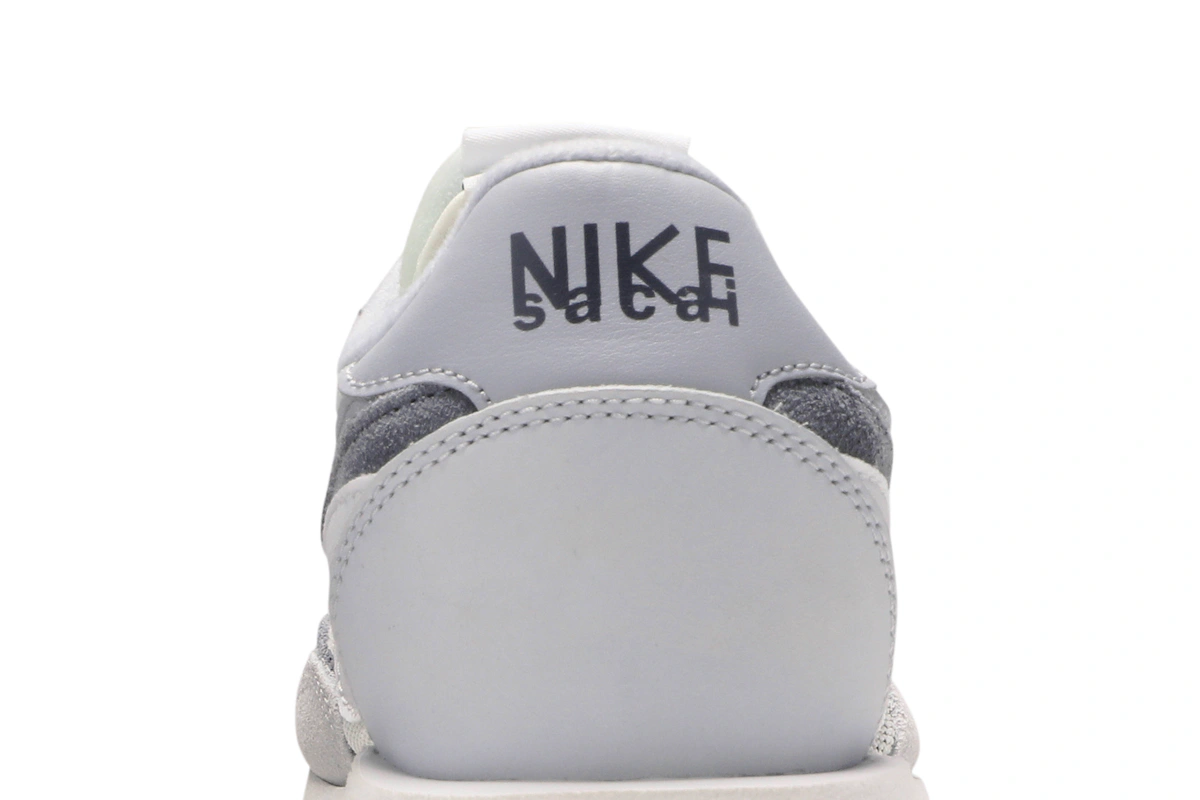 sacai x Nike LDWaffle 'Summit White' BV0073-100