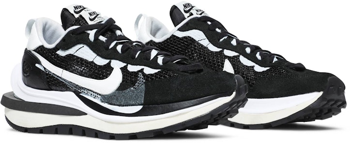 sacai x Nike VaporWaffle 'Hitam Putih' CV1363-001 2