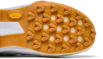 Details for sacai x Nike Zegamadome '白色膠底' HQ8618-100