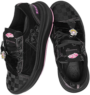Sailor Moon x Vans Old Skool Overt ComfyCush 'Pretty Guardian' VN0A7Q5EBKA Shop Sailor Moon x Vans Old Skool Overt ComfyCush 'Pretty Guardian' VN0A7Q5EBKA