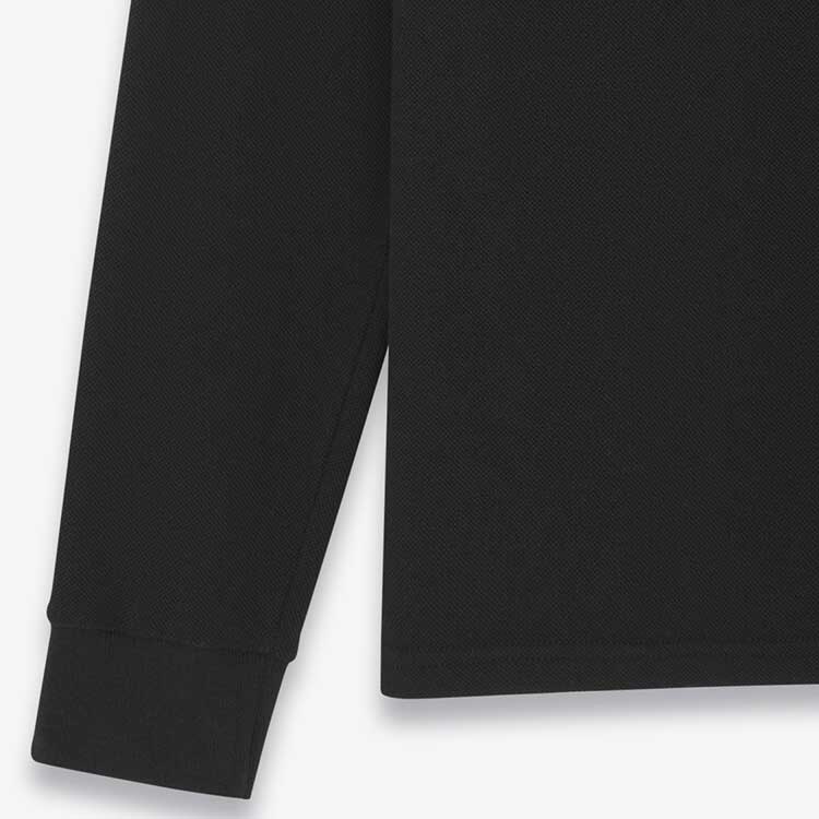 Shop Saint Laurent Polo Lengan Panjang Hitam dengan Saku Dada. 750525Y37HC1000