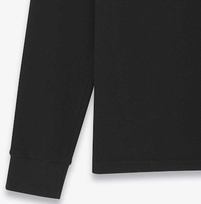 Saint Laurent Polo Lengan Panjang Hitam dengan Saku Dada. 750525Y37HC1000 Shop Saint Laurent Polo Lengan Panjang Hitam dengan Saku Dada. 750525Y37HC1000