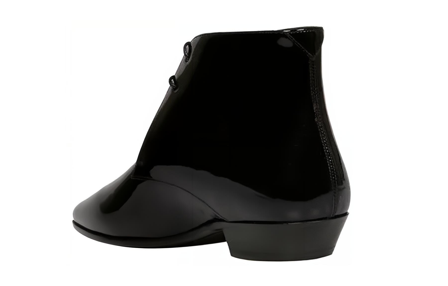 Shop Saint Laurent Ankle Boots 'Black Leather' 5818450D5001000