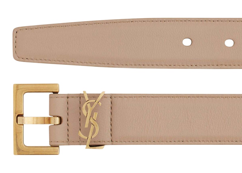 Order Saint Laurent Gelang Kasandra dengan Gesper Petak Kulit Berkilap Beige Gelap