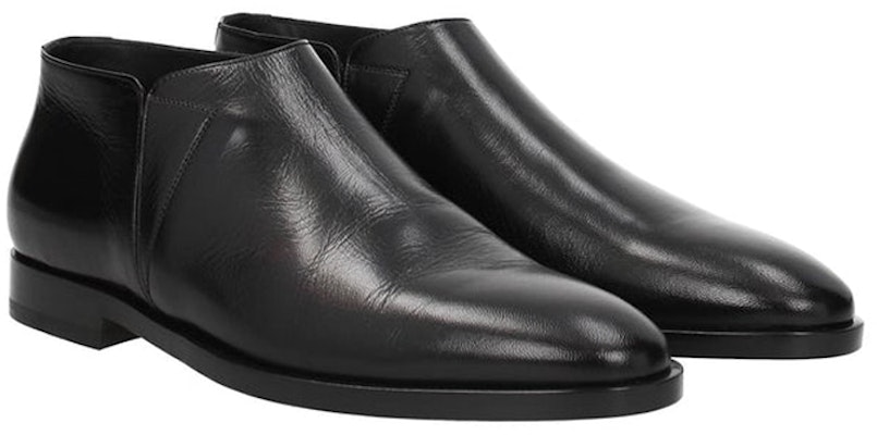 Saint Laurent Sepatu Bot Kulit Hitam 'Fashion' 5041980LP001000 Order Saint Laurent Sepatu Bot Kulit Hitam 'Fashion' 5041980LP001000