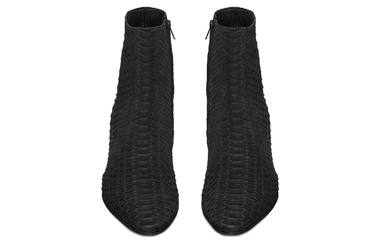 Shop Saint Laurent But Kulit Bertumit Zip Buku Lali 'Hitam 6cm' 748880EY1001000