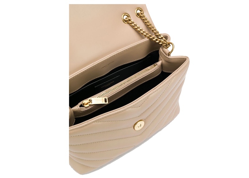 Lookbook Bolso Beige Acolchado al Hombro Saint Laurent Loulou