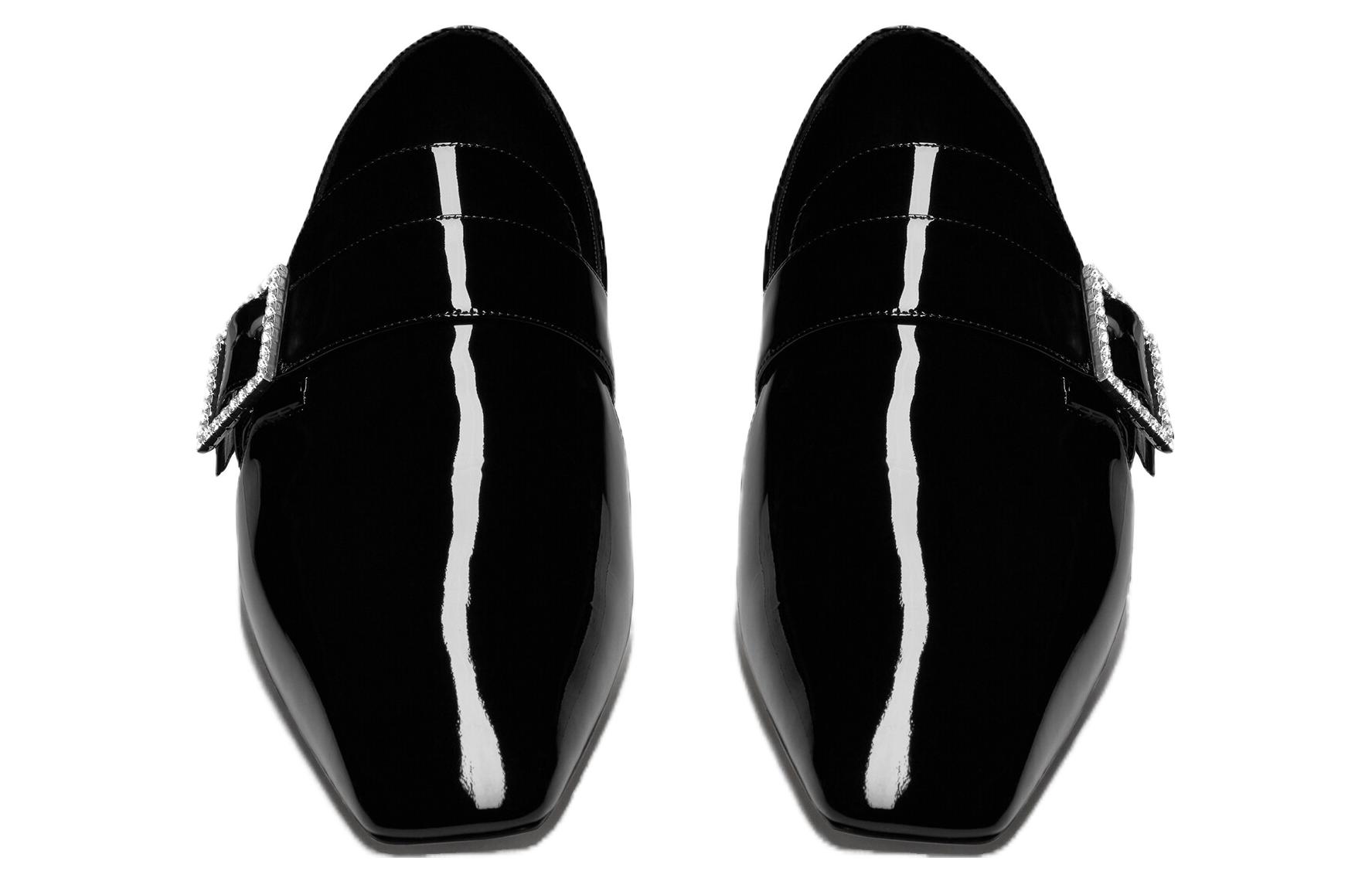 Lookbook サンローラン スリッポン『ブラックパテント』 7560221TVNN1000