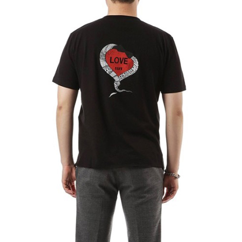 Purchase Saint Laurent Kaos Hitam SS18 Heart Back Graphic. 497188YB2MQ1004