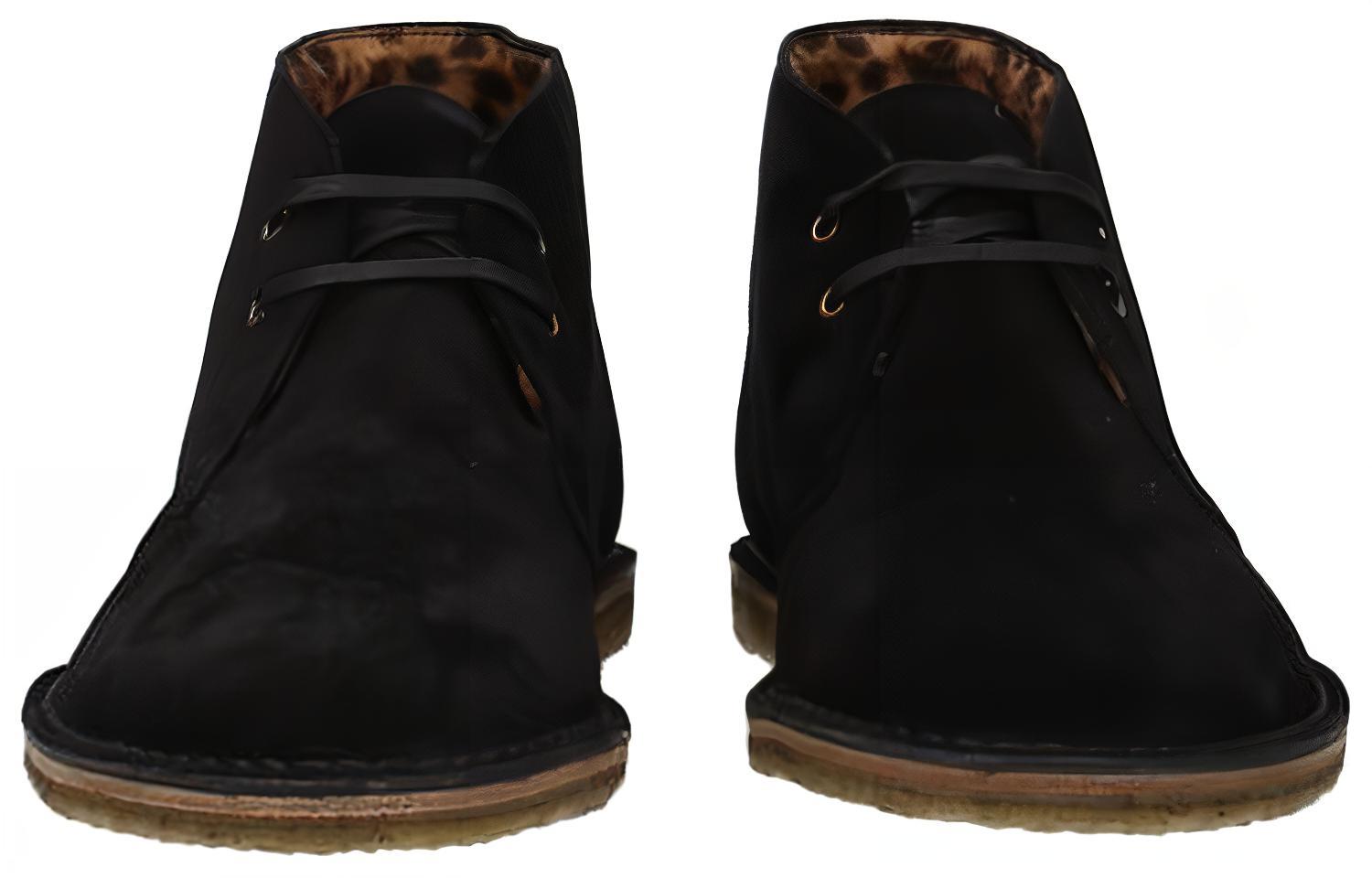 Lookbook Saint Laurent But Angkel Suede 'Hitam' 5309000SO001000