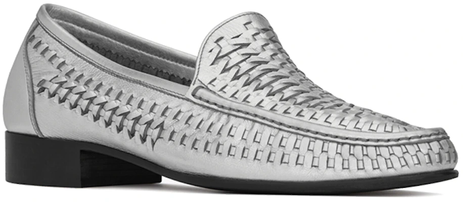 Saint Laurent Swann Loafer ''Metallic Gevlochten Zilver'' 6490282O7008105 Lookbook Saint Laurent Swann Loafer ''Metallic Gevlochten Zilver'' 6490282O7008105