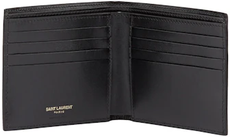 Lookbook Cartera Bifold Tiny Cassandre Este/Oeste de Saint Laurent en Cuero Negro Brillante