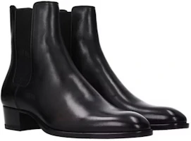 Lookbook SAINT LAURENT Wyatt 切爾西靴子 男款 黑色