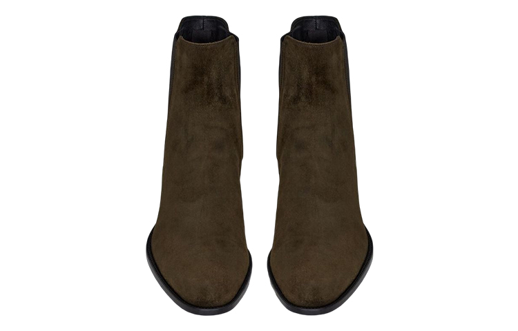 Shop サンローラン ワイアット スエードブーツ (ブラウン) 6341940LI003415