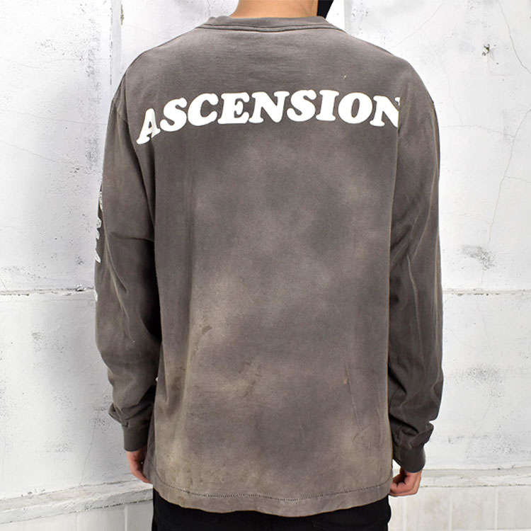 Purchase SAINT Mxxxxxx FW21 Logo Anime Cetakan Tie-Dye Lengan Panjang Kelabu Gelap. A21-0000-019