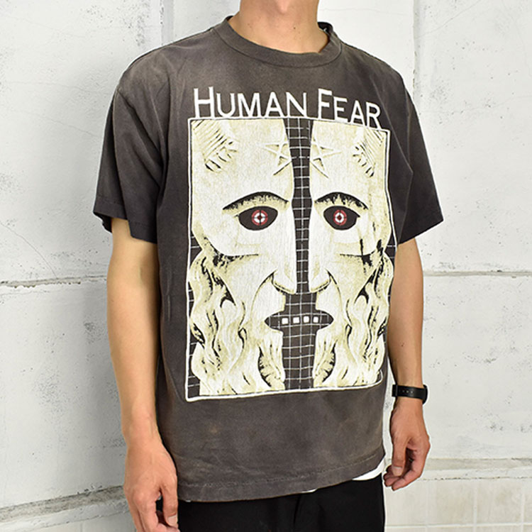 Shop SAINT Mxxxxxx SS22 水洗黑五芒星圖案印花短袖T恤。 SM-S22-0000-011