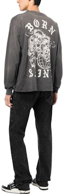 SAINT Mxxxxxx SS23 抽象字母圖案長袖T恤 灰色 男款。 SM-A22-0000-070 Purchase SAINT Mxxxxxx SS23 抽象字母圖案長袖T恤 灰色 男款。 SM-A22-0000-070