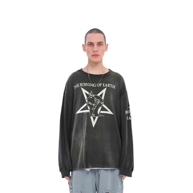 Shop SAINT Mxxxxxx SS23 復古字母印花黑色寬鬆長袖T恤 男款 SM-A23-0000-007