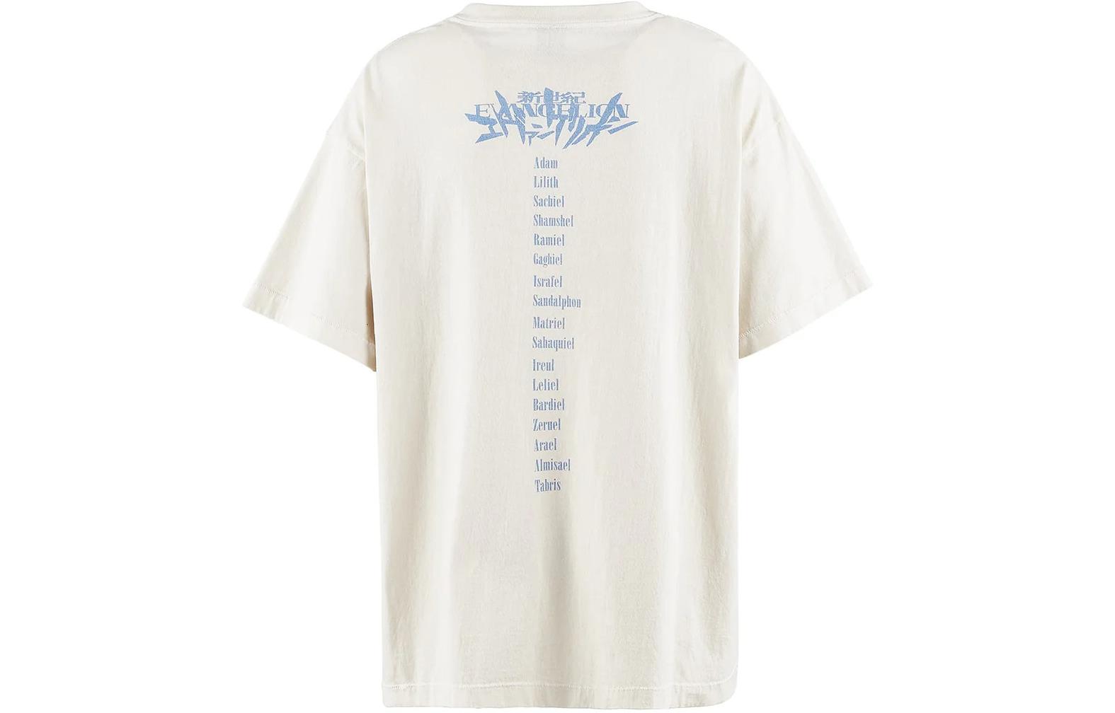Lookbook SAINT Mxxxxxx x 新世紀福音戰士 SS24 白色字母印花男女款圓領T恤. SM-YS8-0000-C25